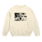 akane_art（茜音工房）のモノクロチワワ（ぺろんちょ） Crew Neck Sweatshirt