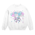 NAOTOONS SHOP SUZURI支店のFloating on a Balloon Crew Neck Sweatshirt