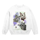 kinako-japanのとみこちゃん３ニャンズ Crew Neck Sweatshirt