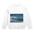 気さくなウサギのおみおみせの波打際 Crew Neck Sweatshirt