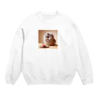 Tの店のフサフサの鳥が、美味しそうな餌を見つけた様子 Crew Neck Sweatshirt