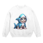 IloveCatのサメのフードを被った子猫 Crew Neck Sweatshirt