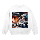 SWQAの暖炉の前でくつろぐ子ライオン Crew Neck Sweatshirt