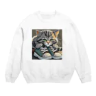 yoiyononakaのスニーカーと虎縞灰猫02 Crew Neck Sweatshirt