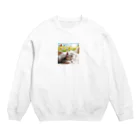 39キリリンの可愛くねているニャアー Crew Neck Sweatshirt