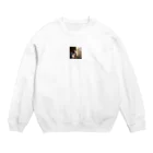 yangjiedaoyuanの外を見ている猫 Crew Neck Sweatshirt