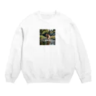 kokin0の水辺を走る犬 dog runnning on the water Crew Neck Sweatshirt