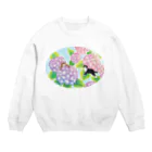 Ａｔｅｌｉｅｒ　Ｈｅｕｒｅｕｘの天空のアジサイ園で遊ぶトロとクロ Crew Neck Sweatshirt