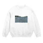 Satakaの朝方の浜辺 Crew Neck Sweatshirt