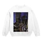 Kommunalt SvømmeanleggのTor Alone In City Crew Neck Sweatshirt