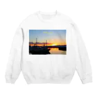 photo-kiokuの漁港夕景 Crew Neck Sweatshirt