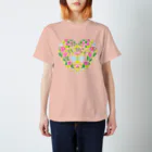 tree treeのHoney Bee Heart Regular Fit T-Shirt