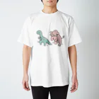 ぼんやり商会 SUZURI店のこどもザウルスとこどもマンモス（こども） スタンダードTシャツ