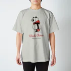 キッチュの赤スカーフパンダ Regular Fit T-Shirt