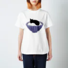 Pippi the Black Catのくろねこごはんぴぴぴ Regular Fit T-Shirt