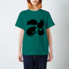 喫茶こぐまやの黒猫４ Regular Fit T-Shirt