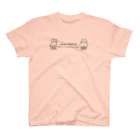 JapaneseRubberStampsのソーシャルディスタンスな猫たち Regular Fit T-Shirt