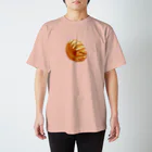 油絵描きの小物売り場のパン　だ！ Regular Fit T-Shirt