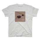【全盲の絵描き】オバケのタムタムの【全盲の画家】羊の毛を使った羊 Regular Fit T-Shirt