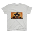 ほのぼのの魔女っ子MEGU ハロウイン風 Regular Fit T-Shirt