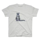 ロシアの動物園のユキヒョウ Regular Fit T-Shirt