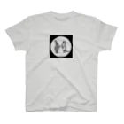 mikepunchの猫とうさぎのお月見A Regular Fit T-Shirt