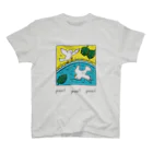 Futakawa Mayuのグッズショップのpool とり Regular Fit T-Shirt