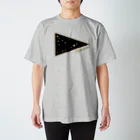 tomokomiyagamiのスタースタッズ星座　山羊座 Regular Fit T-Shirt