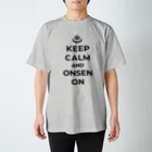 kg_shopのKEEP CALM AND ONSEN ON (文字ブラック) スタンダードTシャツ