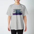 UsamaruのThe Quiet Sea After a Storm ー嵐の後の静かな海ー Regular Fit T-Shirt