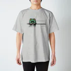 ヤマダマinSUZURIのかえるの事務員さん Regular Fit T-Shirt