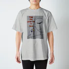 鸚哥ノ館のインコと子ども一緒に生きる。 Regular Fit T-Shirt