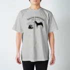 キッズモード某の日本の犬とお茶(モノトーン) Regular Fit T-Shirt