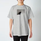 イケニャン黒猫オレオくんの棚猫 Regular Fit T-Shirt