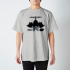 kocoon（コクーン）のもう無理なコウモリ Regular Fit T-Shirt