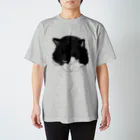 スナック半ばをすぎての睨みネコ' Regular Fit T-Shirt