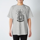 7IRO GLAMOUROUSのノエル・デストロイ・クラッシャー線画Tシャツ淡色 Regular Fit T-Shirt