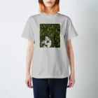 QUE-SERA-SERAのびっくり顔ネコの小鉄さん Regular Fit T-Shirt
