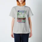 鸚哥ノ館の共に立つ猫 Regular Fit T-Shirt