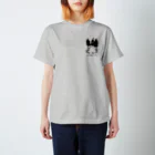 日本モンキーセンターのワオキツネザルたち Regular Fit T-Shirt