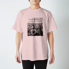 SHIHOの亭主元気で留守がいい Regular Fit T-Shirt