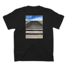 虚空の蔵雑貨店の坂の上の雲 Regular Fit T-Shirtの裏面