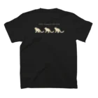 くわげのおみせのマーキングをするユキヒョウ スタンダードTシャツの裏面