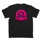 ツイッターインベストメントアパレル事業部の公式ロゴ（ピンク） スタンダードTシャツの裏面