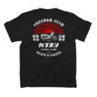 カブヌシ 商會（SUZURI店）のカブヌシ 十字 Regular Fit T-Shirtの裏面