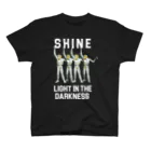 ShineのLIGHT IN THE DARKNESS Regular Fit T-Shirt