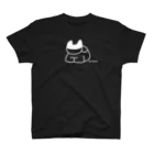 MONKUMIKOの座るこねこ（白） スタンダードTシャツ