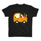 LUCKY CLUBの軽トラ運転ラッキーちゃん スタンダードTシャツ