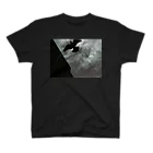 photographer_khjのBlack Bird Regular Fit T-Shirt