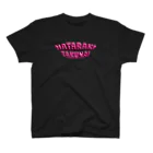 シカクとオチビの富良野暮らしのぷっくりHATARAKITAKUNAIピンク スタンダードTシャツ